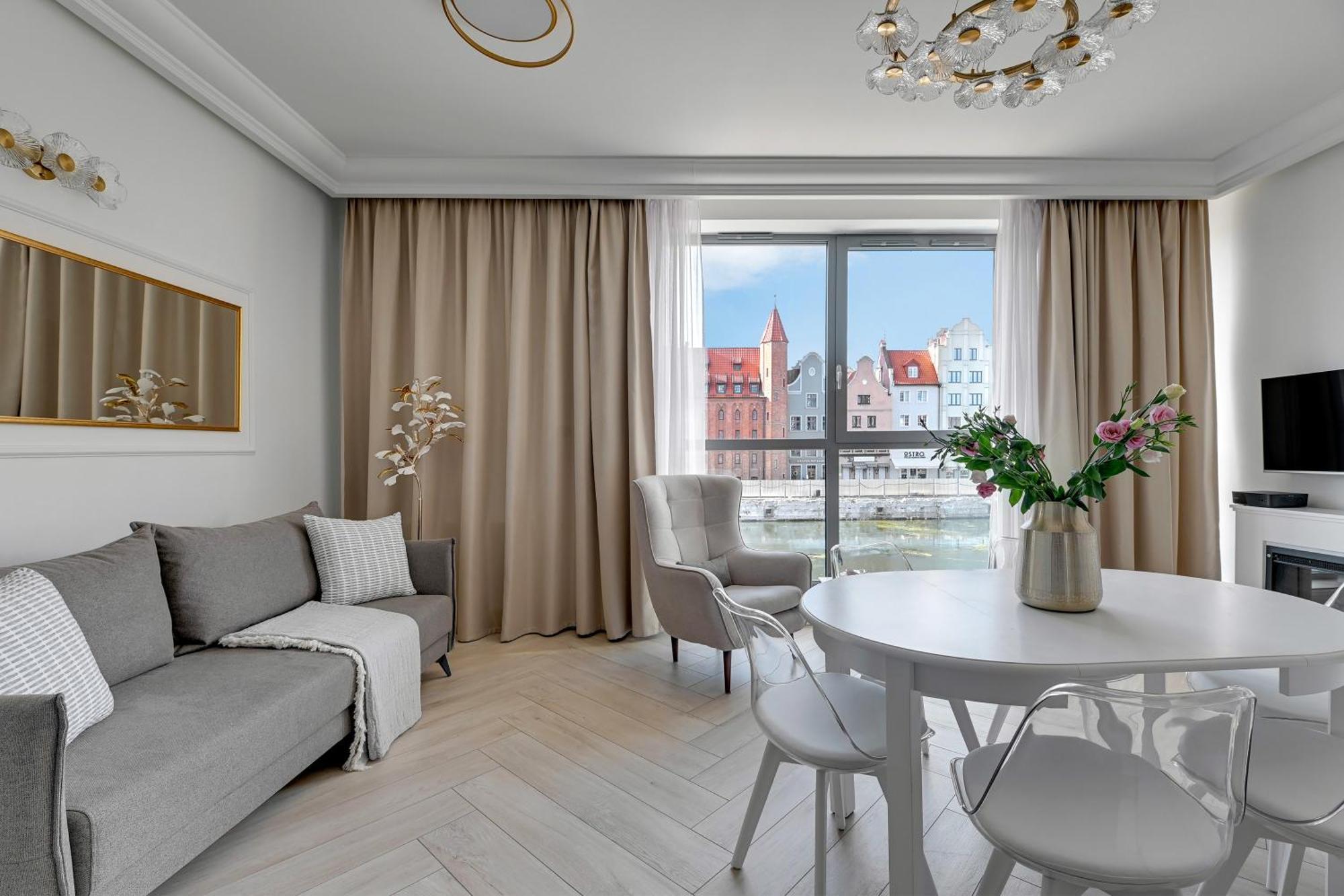 Old Town & River View Premium Apartment By Lion Apartments — Photos 2